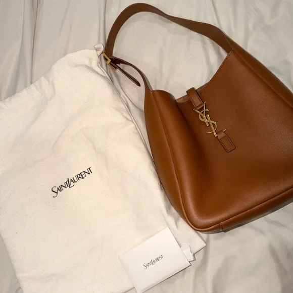 Saint Laurent Tan Leather Shoulder Bag - Picture 1 of 8